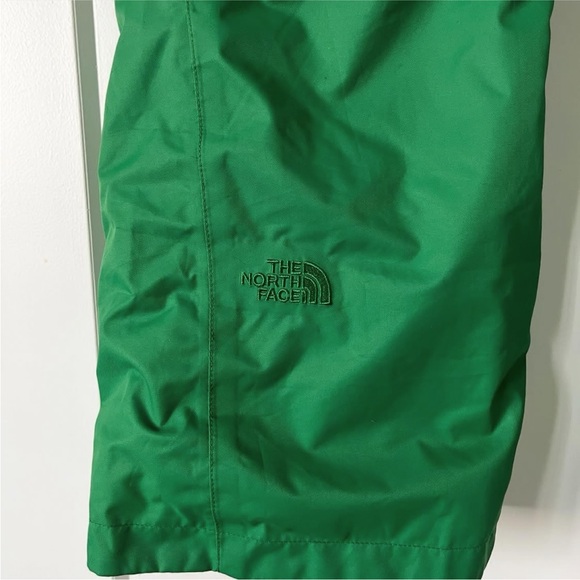 The North Face Women’s snow pants in green size Medium - Picture 8 of 9